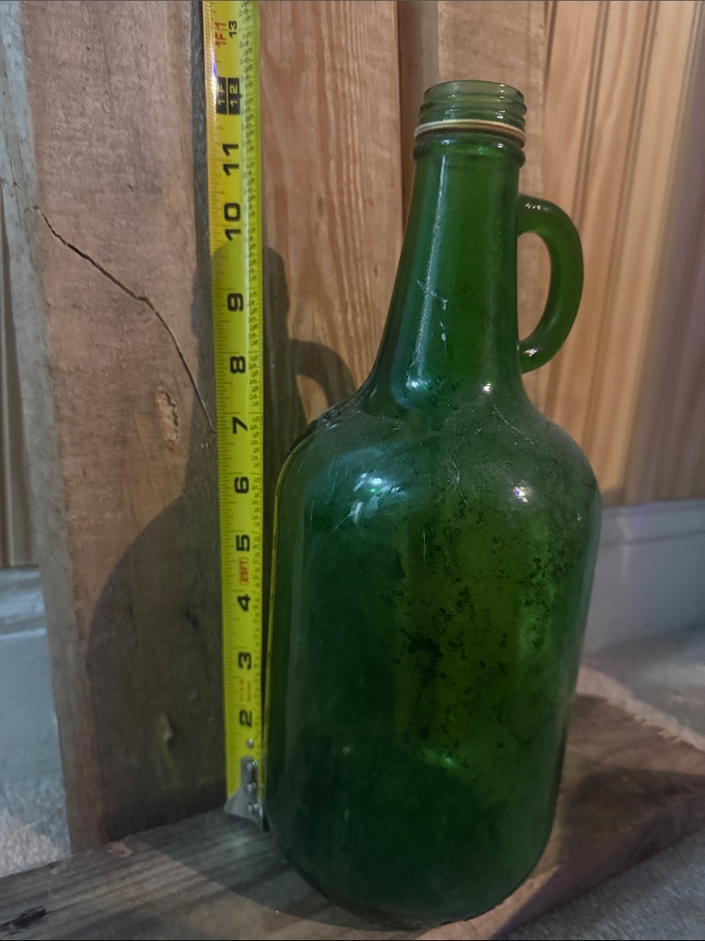Green Glass Growler Bottle - Classic Home Dining Carafe